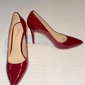 MICHAEL Michael Kors Claire Pump Patent Leather w/ Topy | Maroon | Size 6.5 M